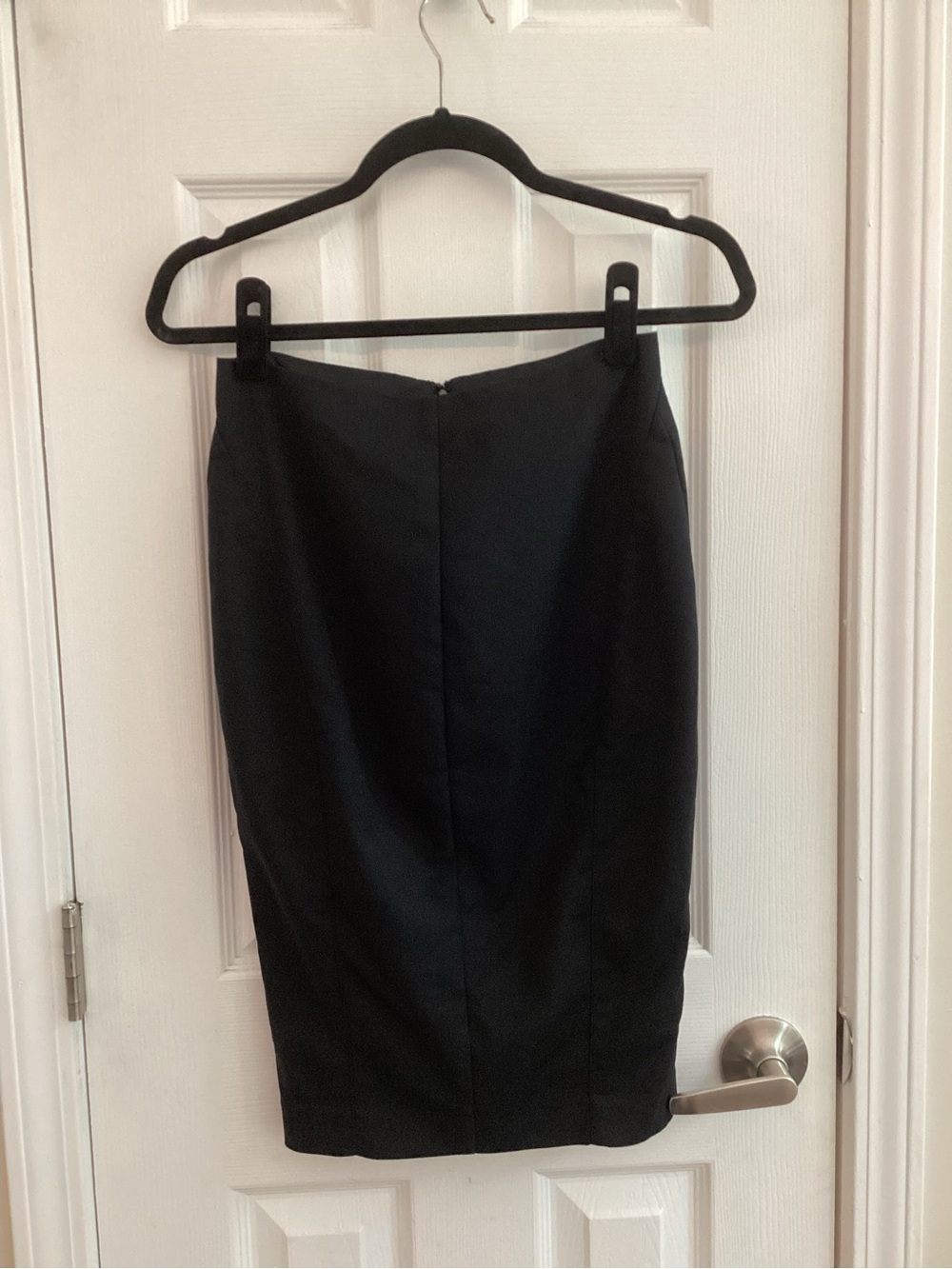BEBE Zipper Pencil Skirt Black Size 4 - Picture 2 of 4